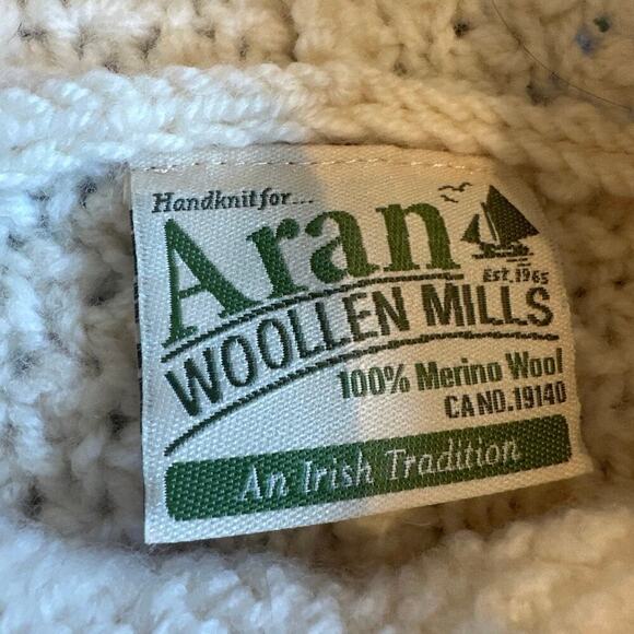 Infant Handknit Irish Aran Woollen Mills 100% Merino Wool Sweater Size Large - Picture 3 of 4
